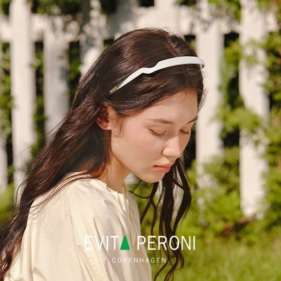 丹麦Evita Peroni/依慧达新款方形墨镜发箍女流行头箍压发洗脸款