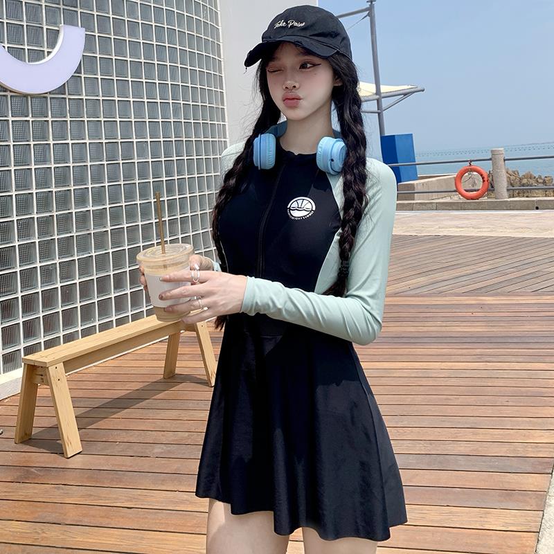 韩国游泳b衣女士连体裙式显瘦保守学生泡温泉长袖防晒浮潜冲浪泳