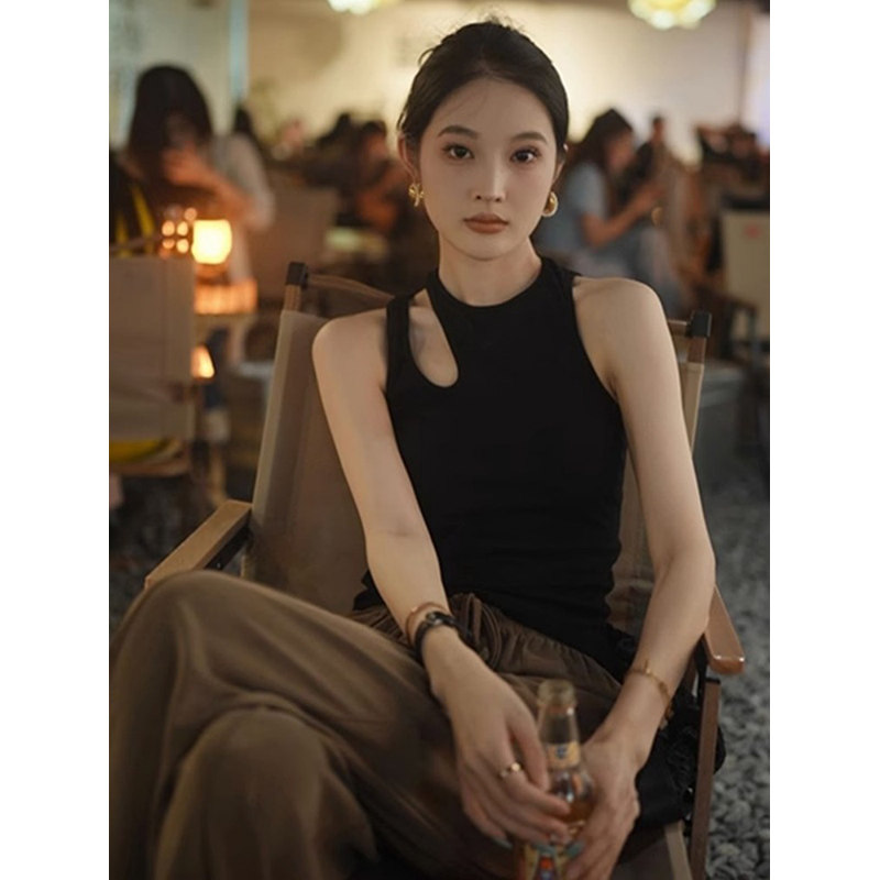 黑色设计感外穿吊带背心女夏季美式辣妹修身无袖带胸垫甜辣小上衣