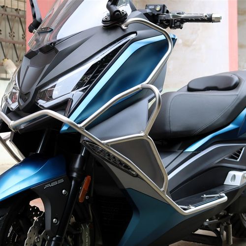 适用力刻318改装不锈钢大包围护杠防摔杆射灯安装工厂直销