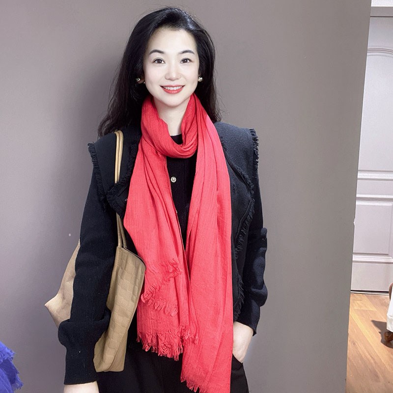 红色棉麻围巾女春秋薄款2024新款韩系纯色百搭保暖冬季文艺围脖