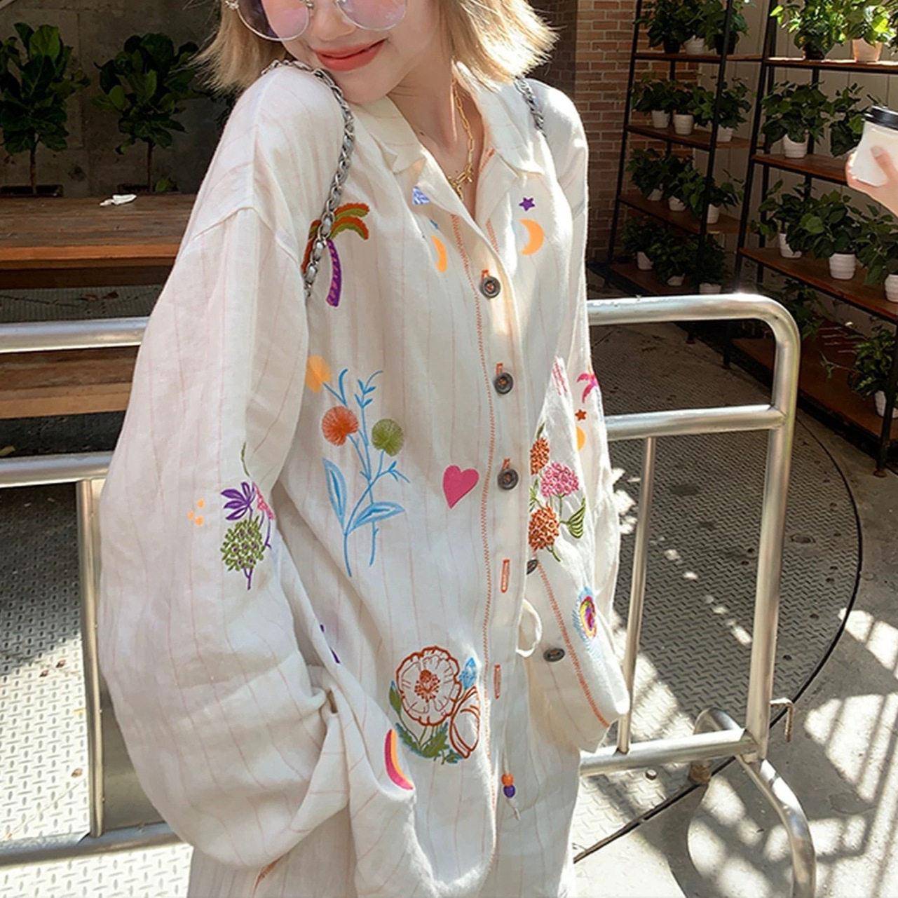 白色刺绣棉麻衬衫女春夏法式复古小个子设计感小众重工防晒上衣潮