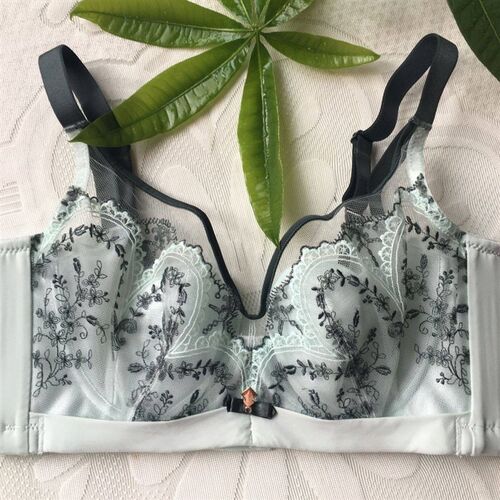 兔耳杯大胸显小内衣o女薄款夏季超薄软钢圈聚拢收副乳无海绵文胸