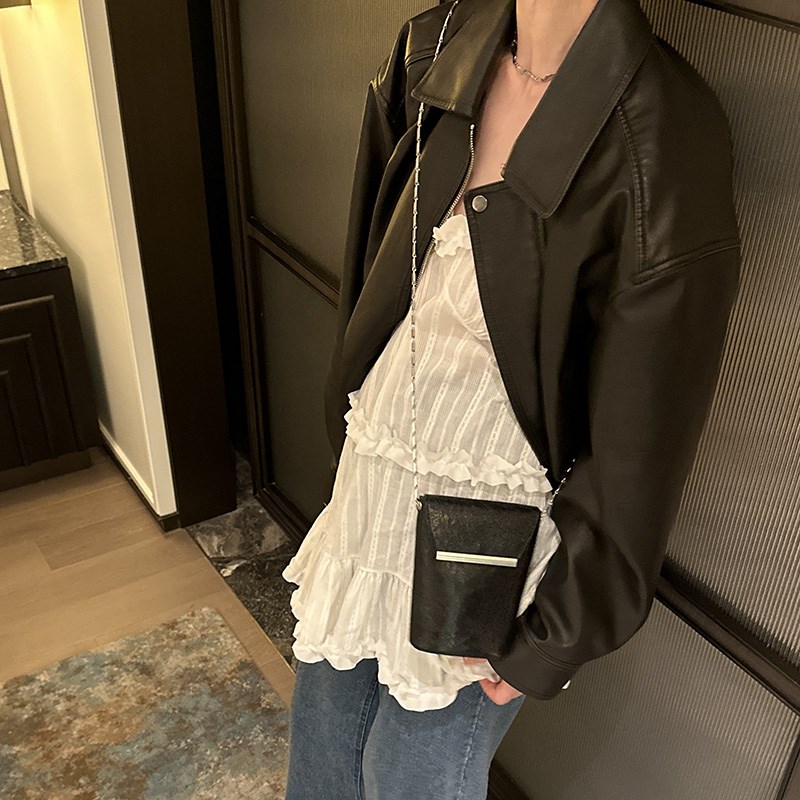 夏天链条手机包女斜挎20u24新款迷你小包包女高级感爆款小挎包