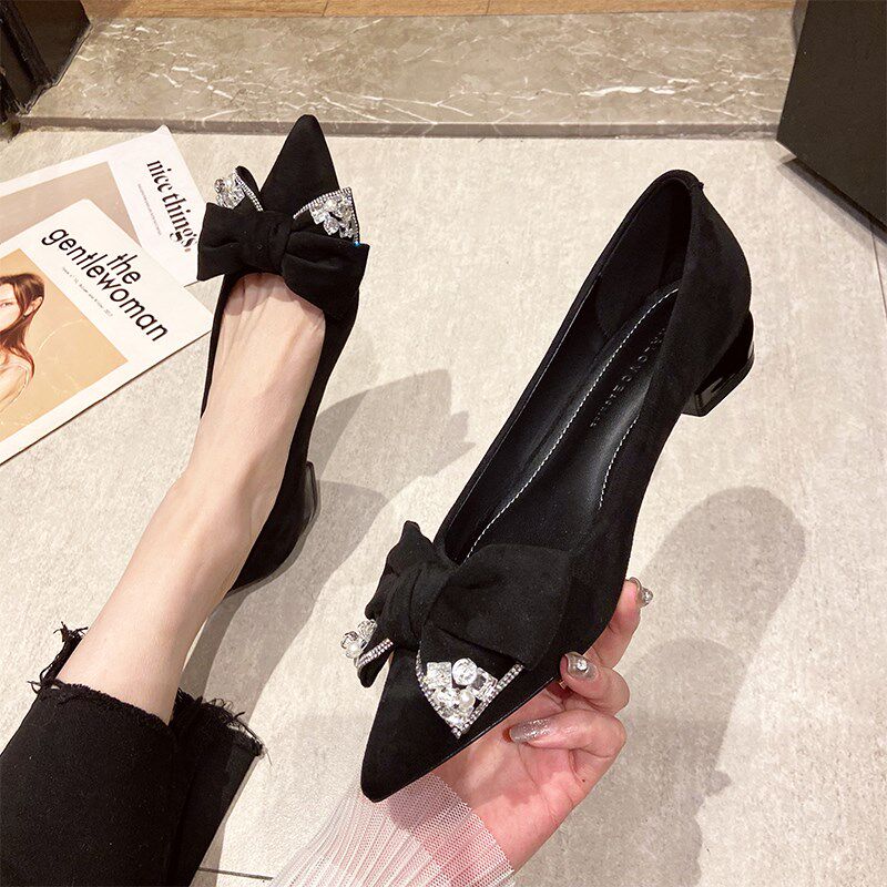 百搭黑色职业平底单鞋低跟s2024秋冬新款气质尖头浅口工作粗跟2cm