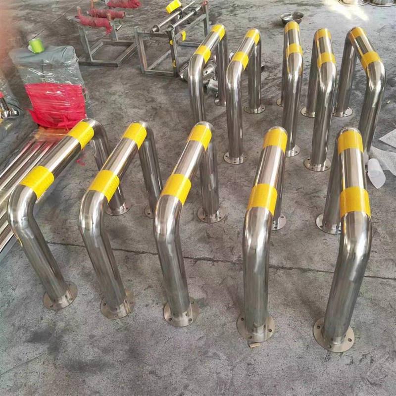 不锈钢U型挡车器T型M型防撞护栏超市工厂车间R街道小区停车位阻挡