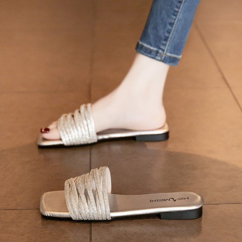 绝美平底拖鞋女夏外穿20r25新款水钻海边沙滩凉鞋高级感一字凉拖