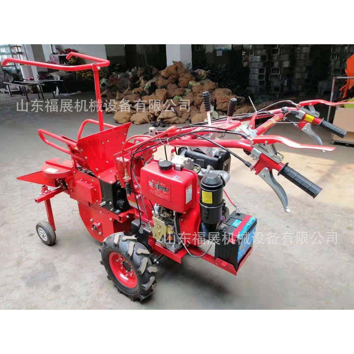 2019新款红色玉米收割机割台小型收玉米机玉米收获还田一体机