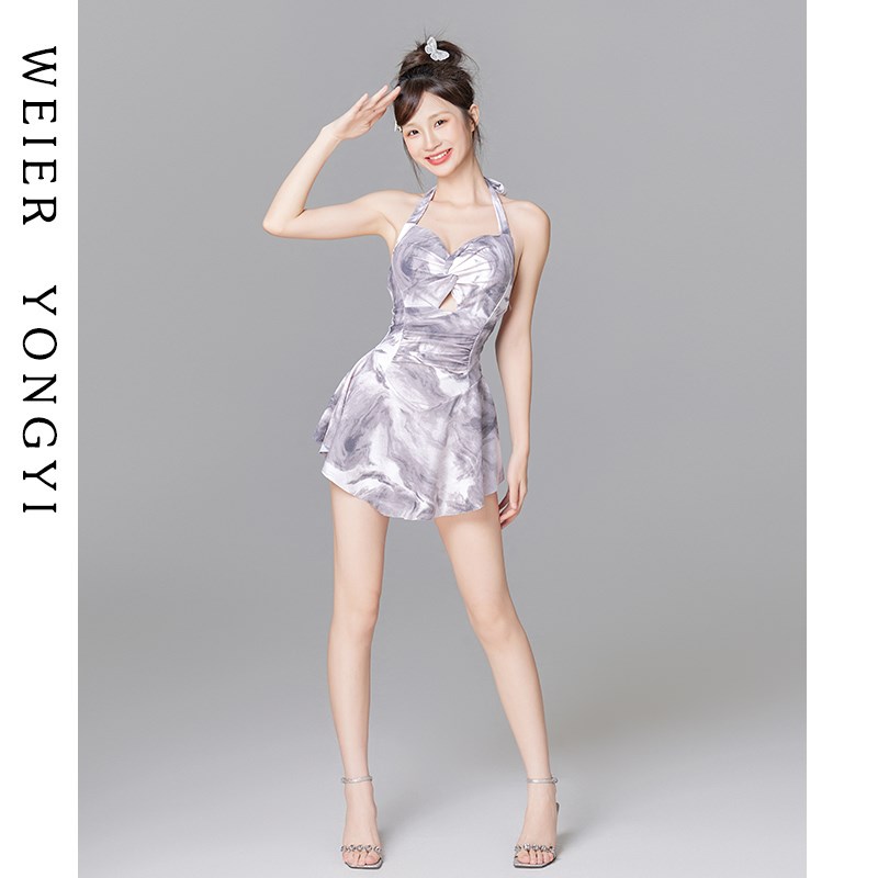 泳衣女款高级感时尚扎染女士连体挂脖露背遮肉收T腰显瘦温泉游泳