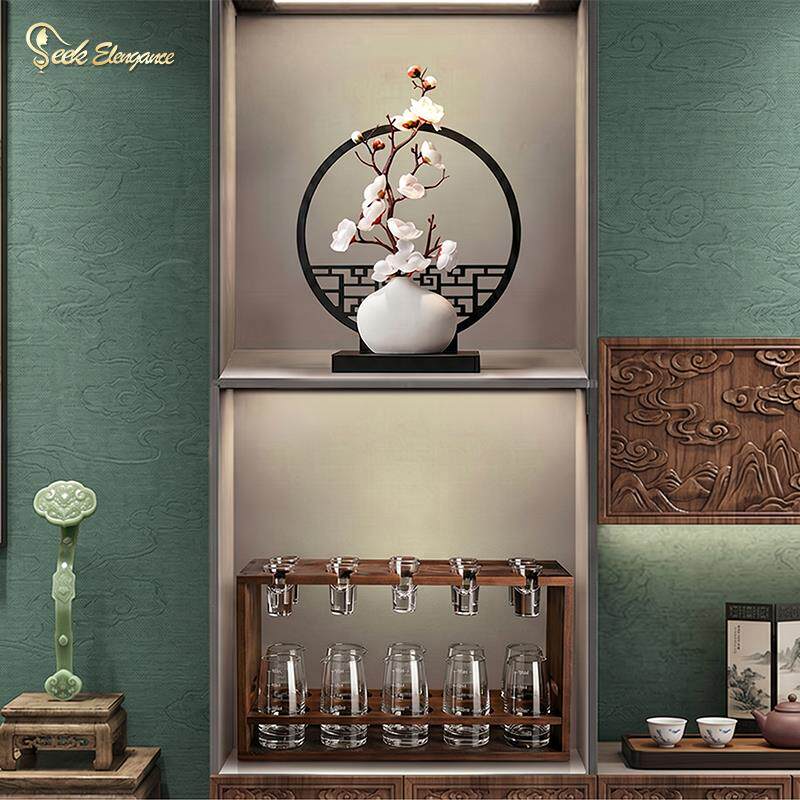 高颜值酒具套装轻奢家用梅花瓶装饰白酒杯分酒器带杯架酒柜摆件