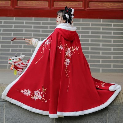 2024新款斗篷汉服女冬红色秀禾披风新娘结婚长款古装披肩加绒加厚