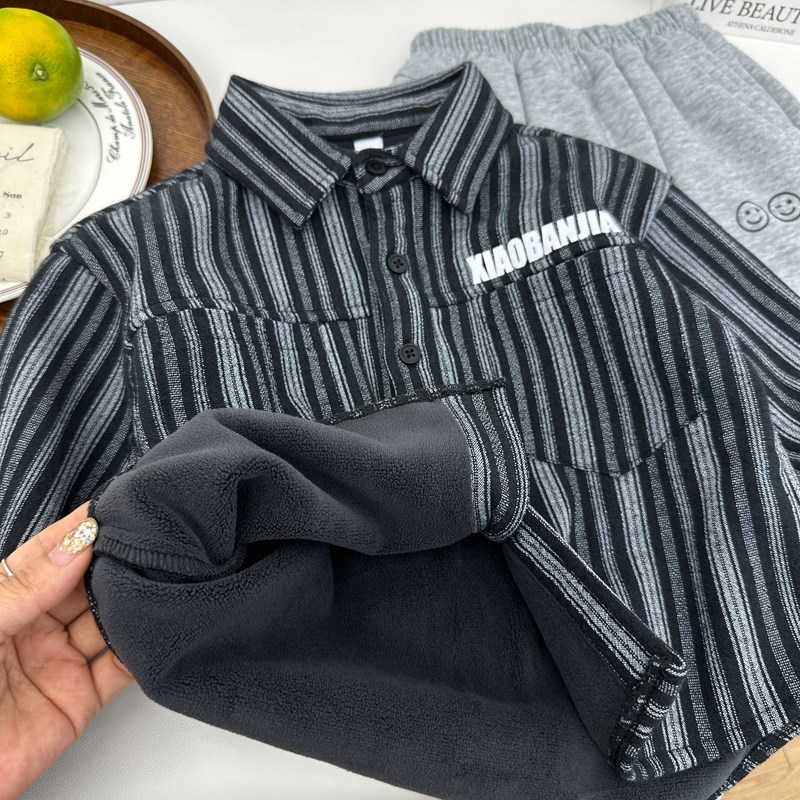 男童秋冬装加绒衬衫2024新款儿童洋气竖条一体绒外套休闲保暖上衣