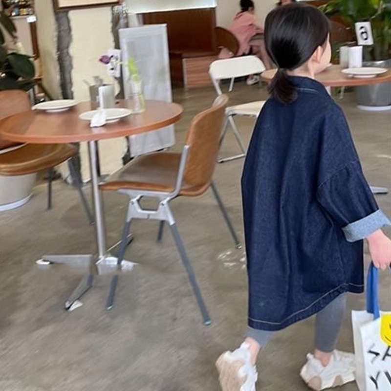 女童牛仔衬衫2022年新款春装儿童中长款宽松上衣时尚洋气休闲外套