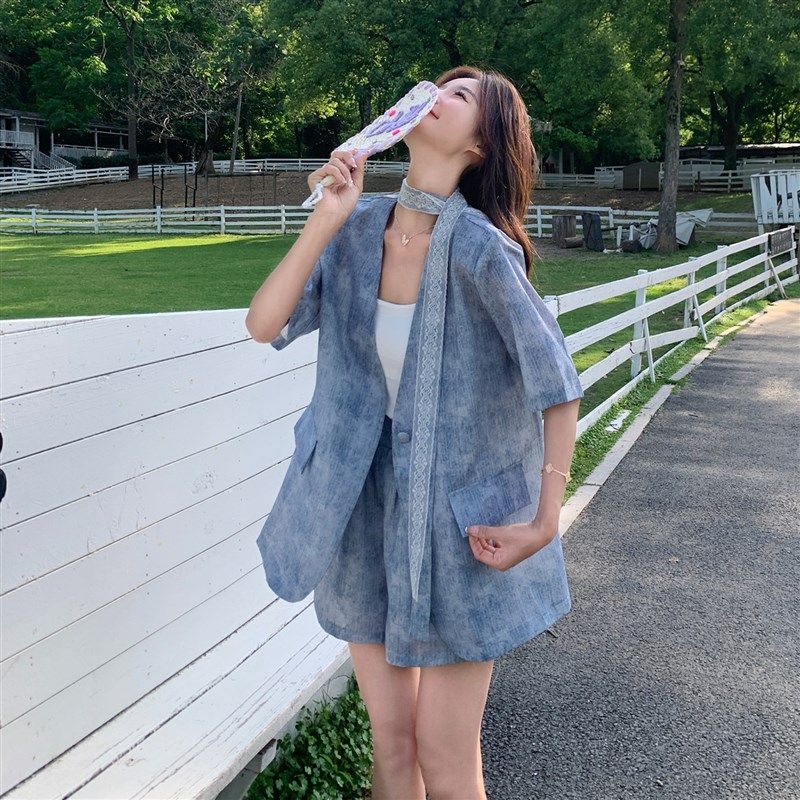 蓝色复古扎染西装套装女2025年夏季新款韩系高级感休闲短裤两件套
