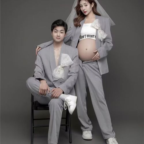 孕妇照服装情侣夫妻影楼展会新款孕妈大肚艺术照摄影拍照写真西装