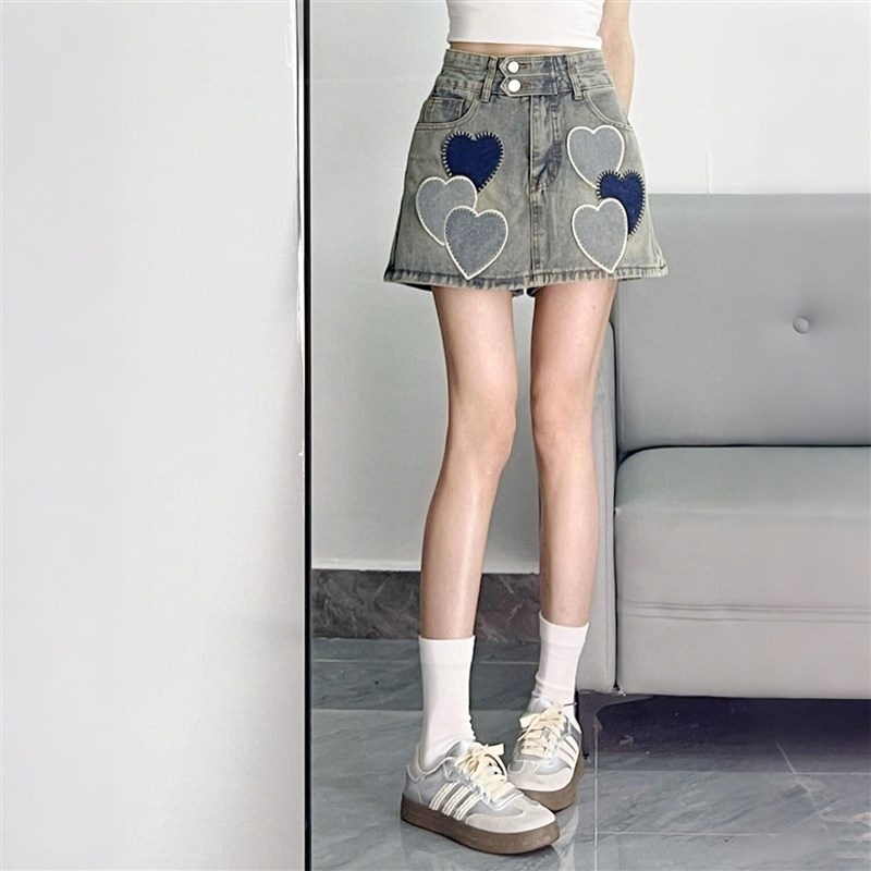 特大码女装胖mm爱心刺绣牛仔半身裙裤女高腰显瘦a字包臀短裙子潮