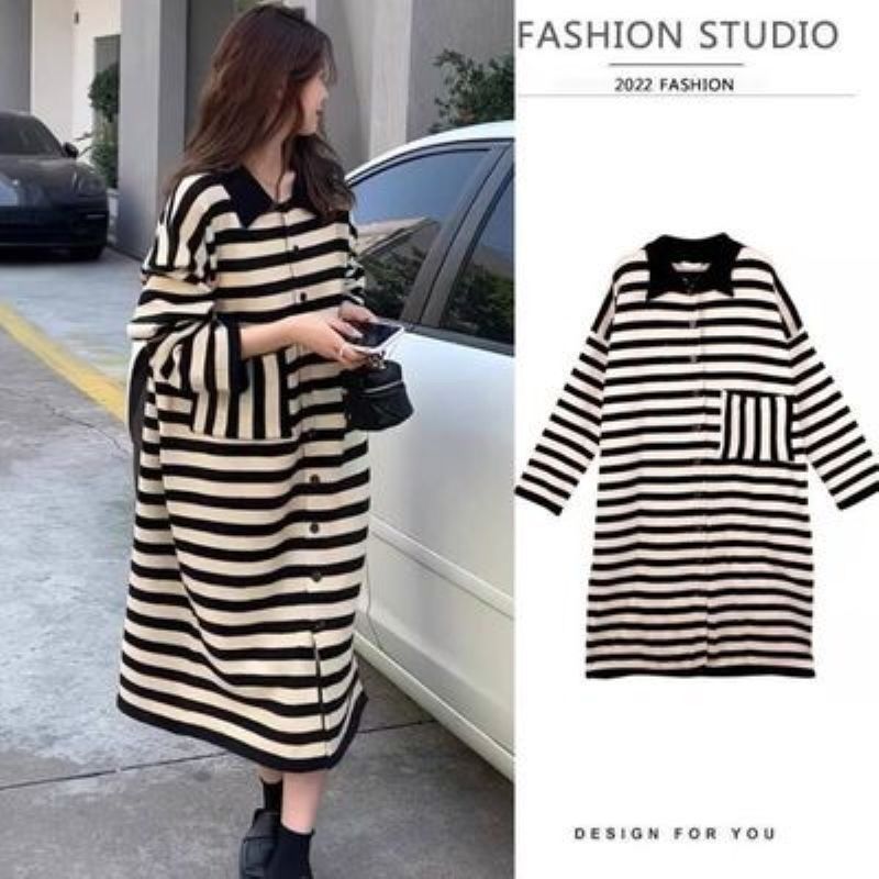 大码孕妇秋冬针织连衣裙宽松时尚长款开衫长袖条纹哺乳毛衣200斤