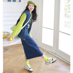 2023a年春夏新款女装高级感超好看牛仔马甲+高腰半身长裙两件套装