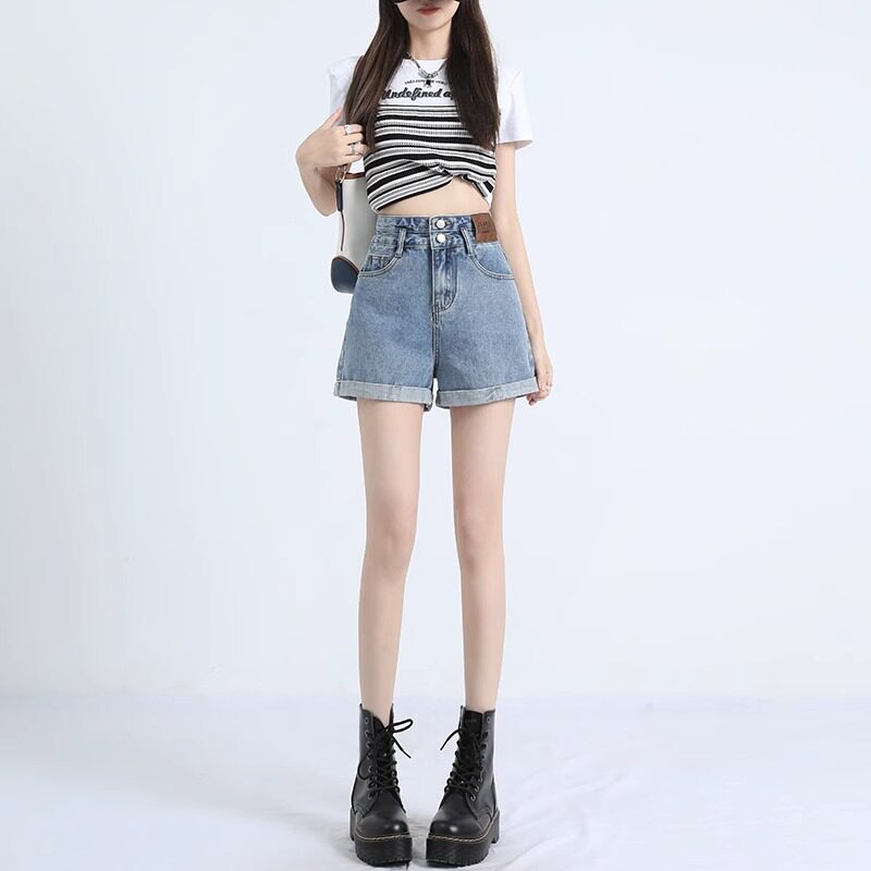 浅蓝色高腰牛仔短裤女夏2024新款宽松显瘦小个子卷边阔腿a字热裤
