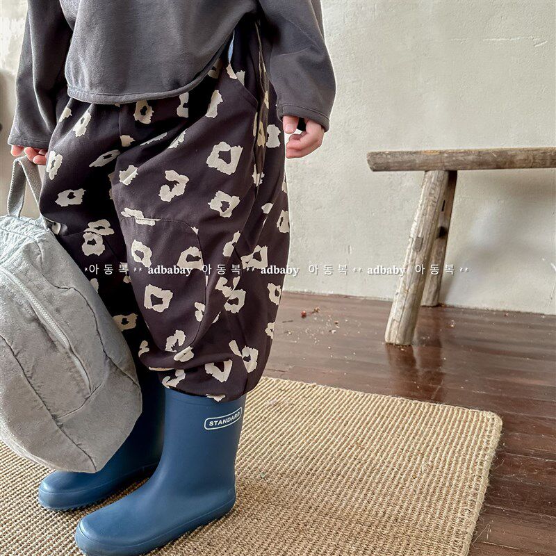 儿童春款韩版哈伦裤大补丁休闲裤韩版男女童纯棉印花百搭束脚裤潮