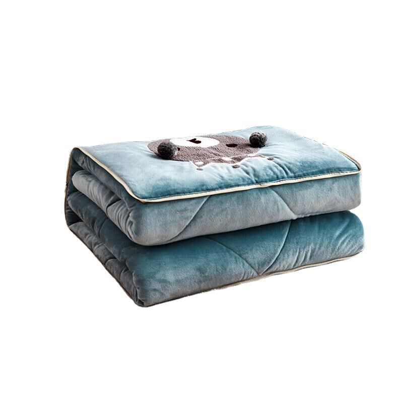 水晶绒可爱熊抱枕被子两用多功能三合一办公室午睡沙发靠垫背