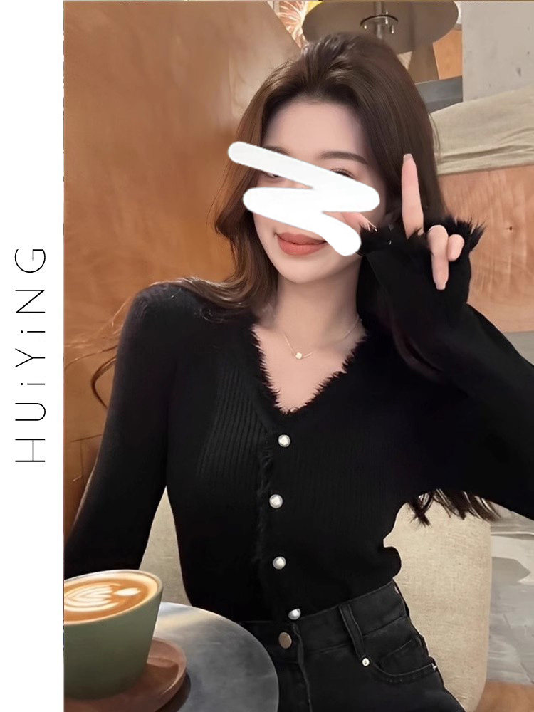 黑色木耳边V领高级感打底衫女秋季小众设计S内搭加厚毛衣秋冬