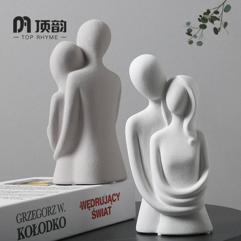 现代简约陶瓷抽象人物摆件情侣客厅玄关办公室桌面创意家居装饰品