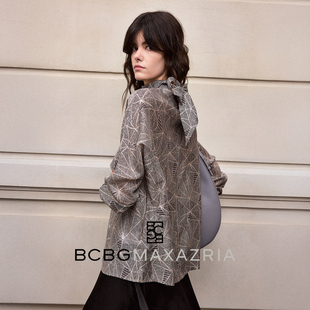 流行百搭设计感几何印花后领飘带女上衣衬衫 BCBG25早秋新款 时尚