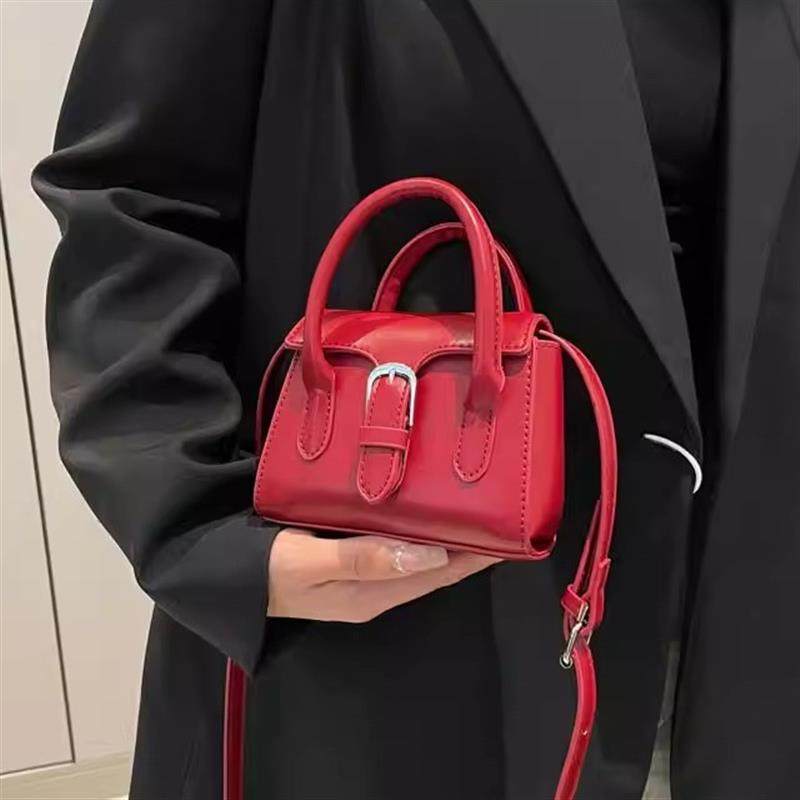 新品迷你红色包包女2025新款时尚小众设计单肩斜挎包高级感女士小