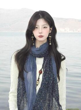 复古文艺藏蓝色碎花围巾女褶皱棉麻长款丝巾披肩氛围感拍照配饰