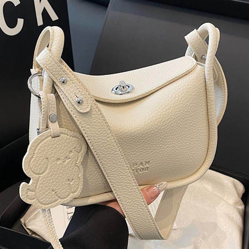 新品今年流行潮流休闲小方包2025春夏新款简约时尚单肩包高级感斜,箱包皮具/热销女包/男包,通用款女包,淘宝优惠券,粉丝福利购,淘宝优惠卷