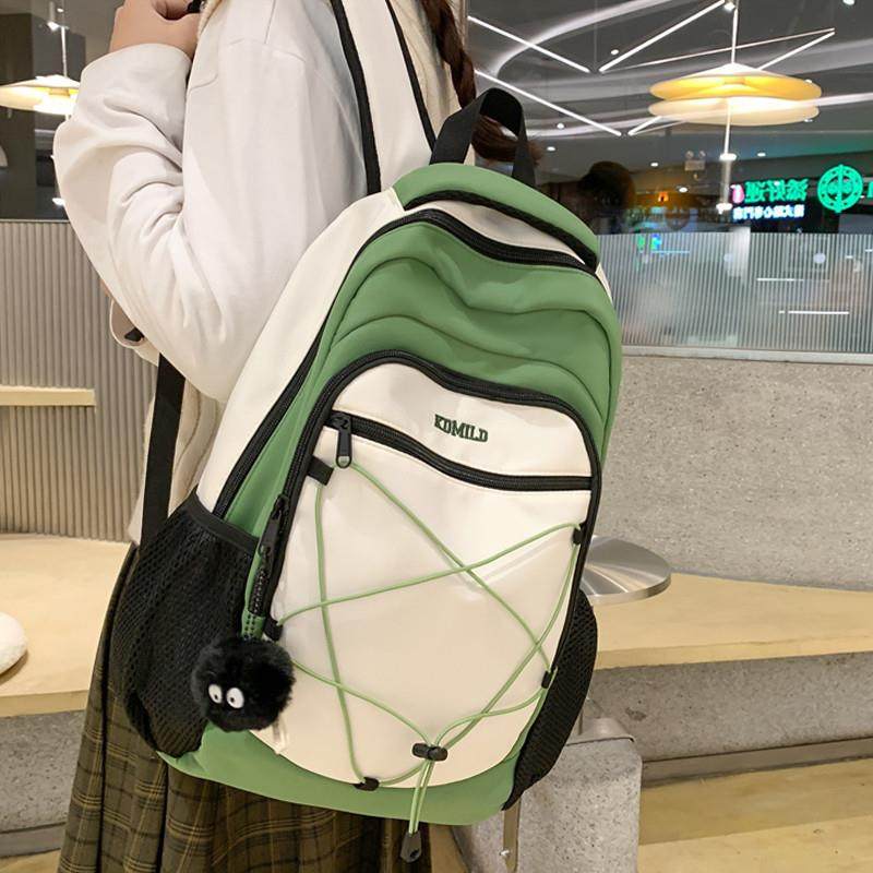 新品书包女初中生韩版高中设计感大容量双肩包大学生旅行轻便ins