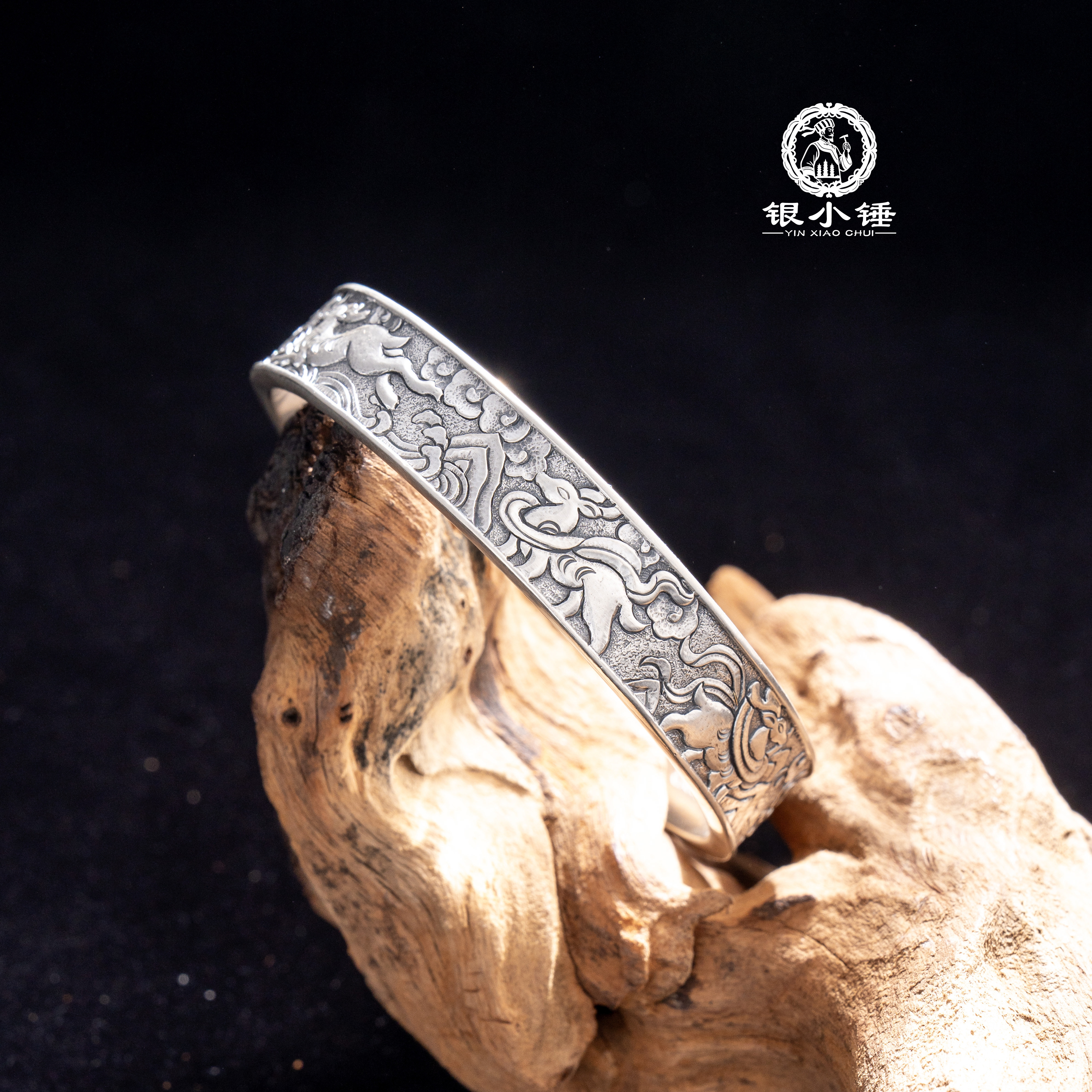大理银小锤 纯手工錾刻复古开口九色鹿999足银手镯/送礼物/可定制,饰品/流行首饰/时尚饰品新,银饰手镯,淘宝优惠券,粉丝福利购,淘宝优惠卷