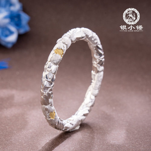 手工錾刻镶金牡丹花999足银手镯