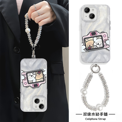 情侣自拍比耶狗12ProMax可爱苹果14plus卡通note15适用硬羽纱iPhone16手机壳带挂绳IQOO13高级感小米CIVI5PRO