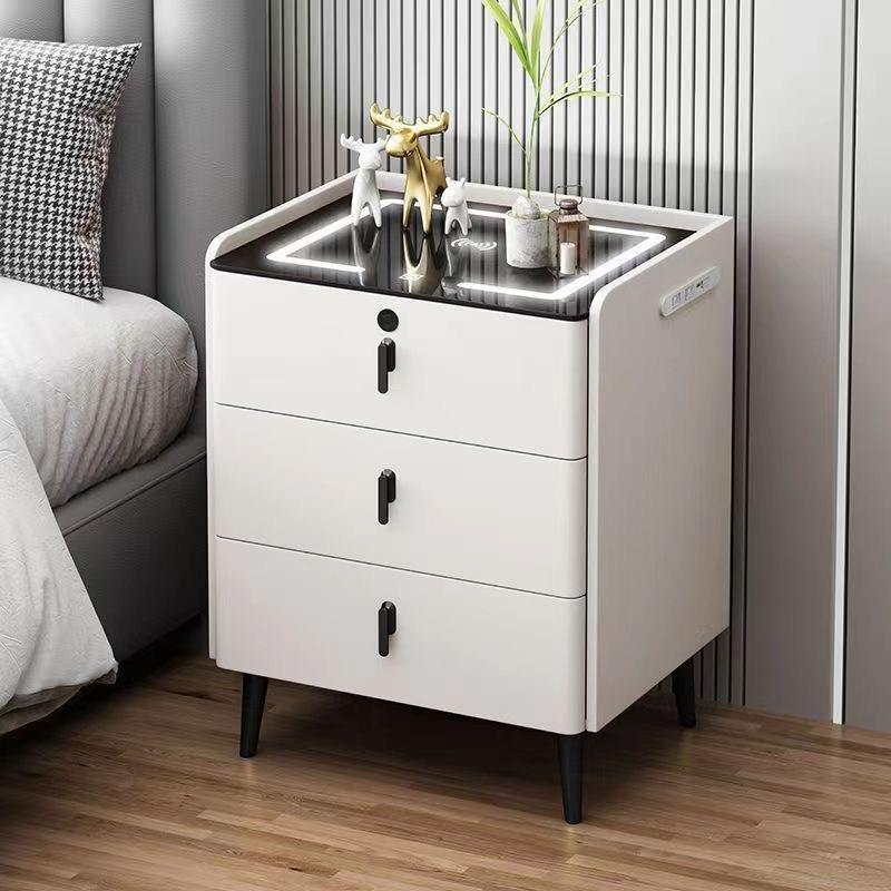 简约现代智能床头柜实木三抽60cm高床边收纳储物柜充电多功能带锁