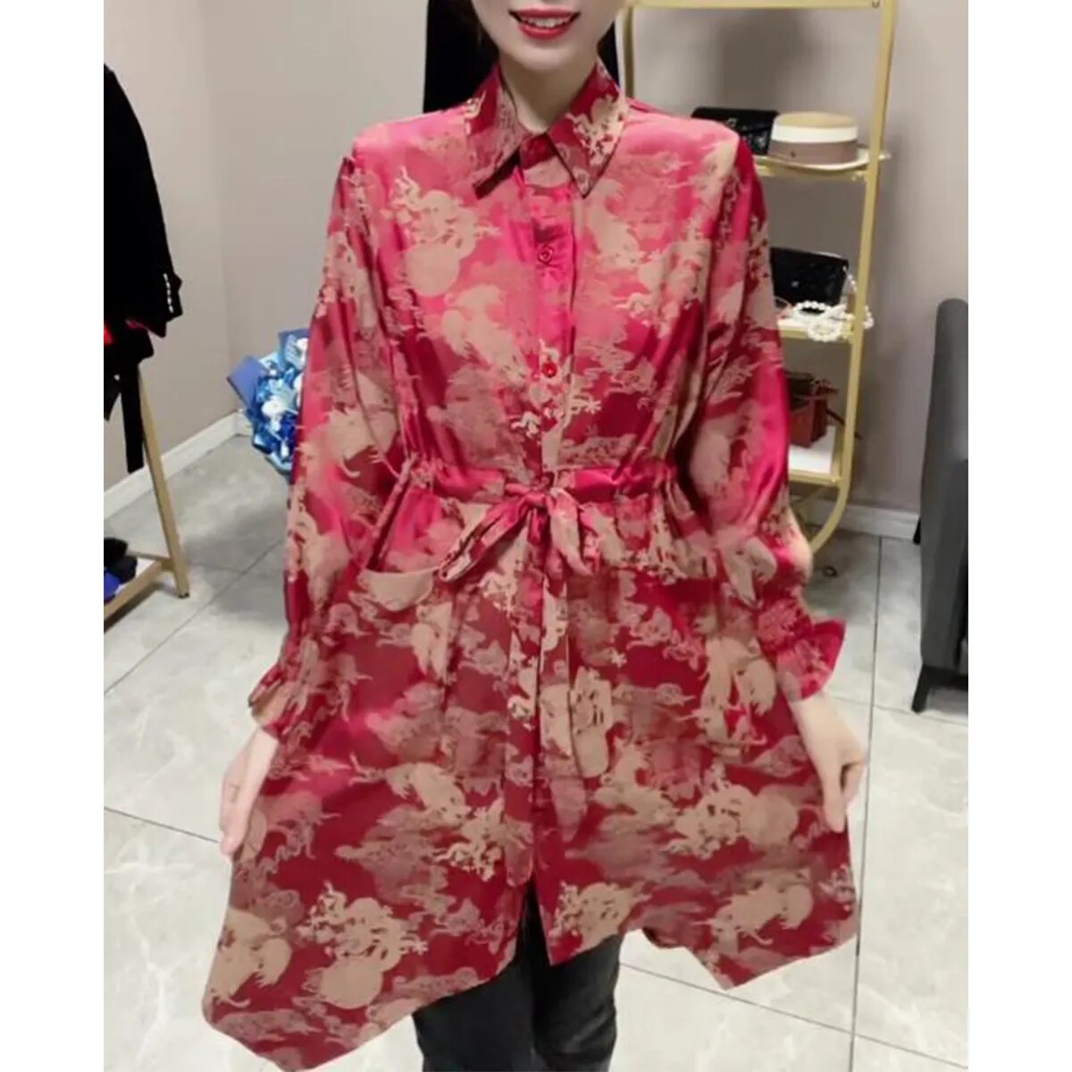 大码时尚风衣裙女2025早春新y款洋气遮肚显瘦拼接中长款印花衬衫