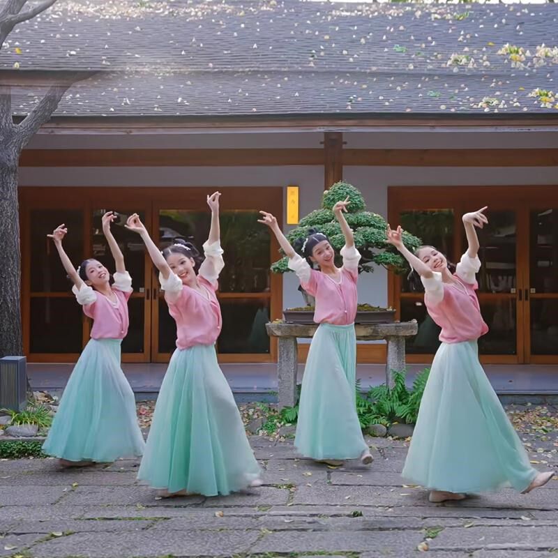 儿童演出服女童古典舞蹈服江南少女裙飞扬飘纱中国风古筝演出服女