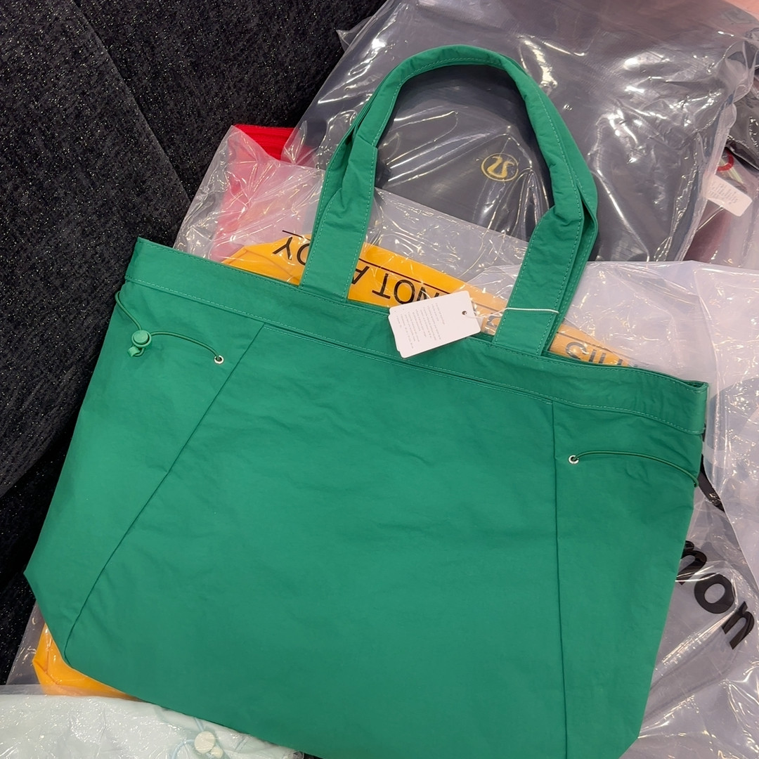 露露包包绿色,箱包皮具/热销女包/男包,手拿包,淘宝优惠券,粉丝福利购,淘宝优惠卷