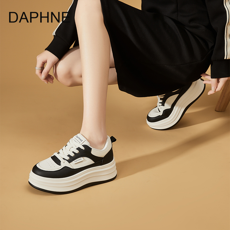 达芙妮冬季厚底休闲小白鞋