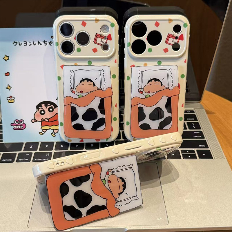 睡觉小新镜面支架新款适用苹果17promax手机壳iphone16pro巨好看ip15plus可爱14全包air超火13por防摔12/11套