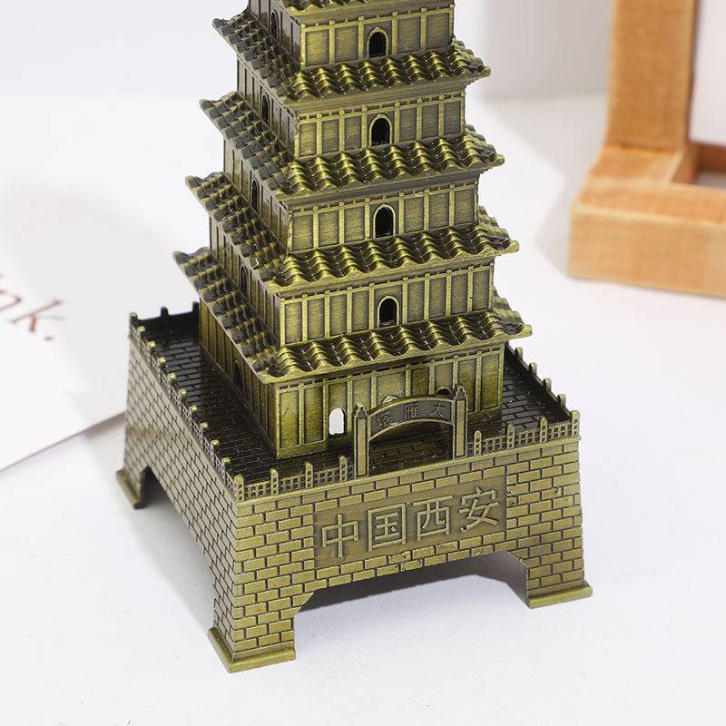 新款西安地标建筑大雁塔模型金属工艺品摆件景区纪念品 一件代发图片