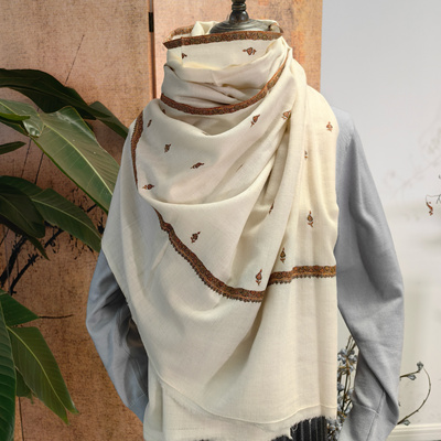 QR认证 白色底绒小点缀pashmina手工刺绣围巾披肩