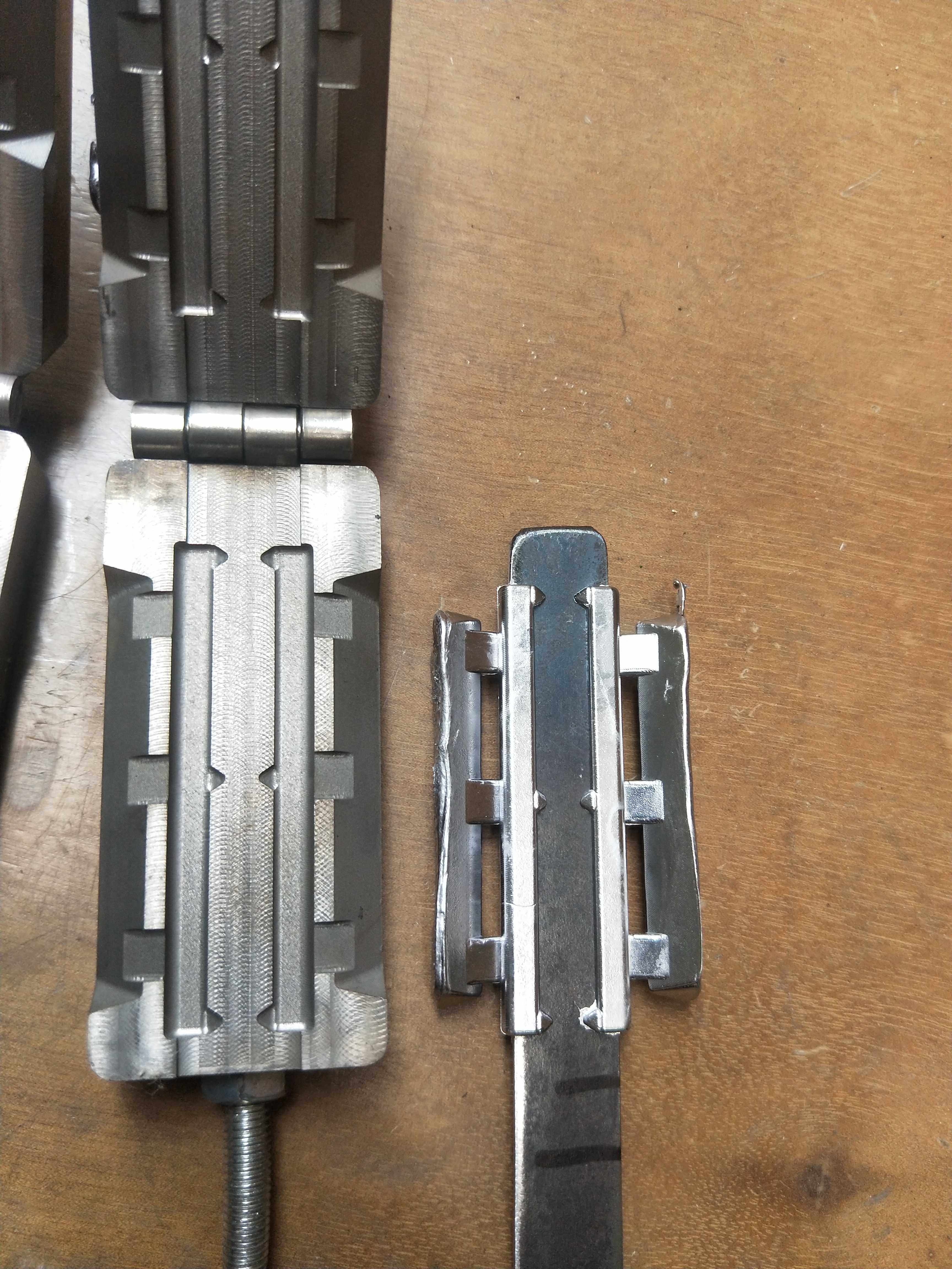 夹坠模具 六耳夹坠模具 夹坠模具定制F U型夹坠模具 开口铅坠夹坠