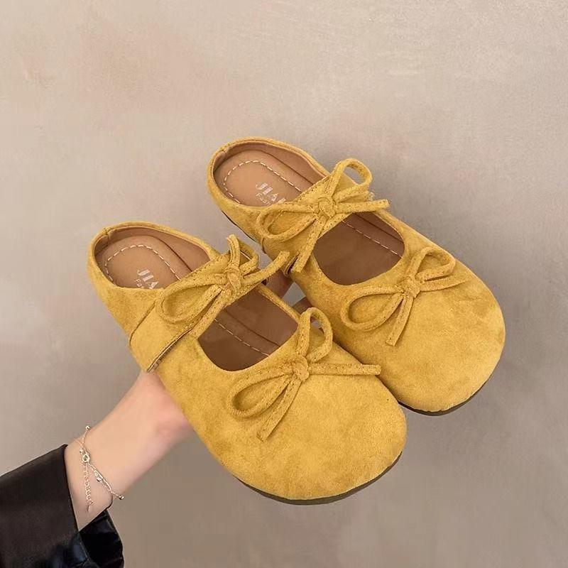 新品超火百搭小白鞋女春秋