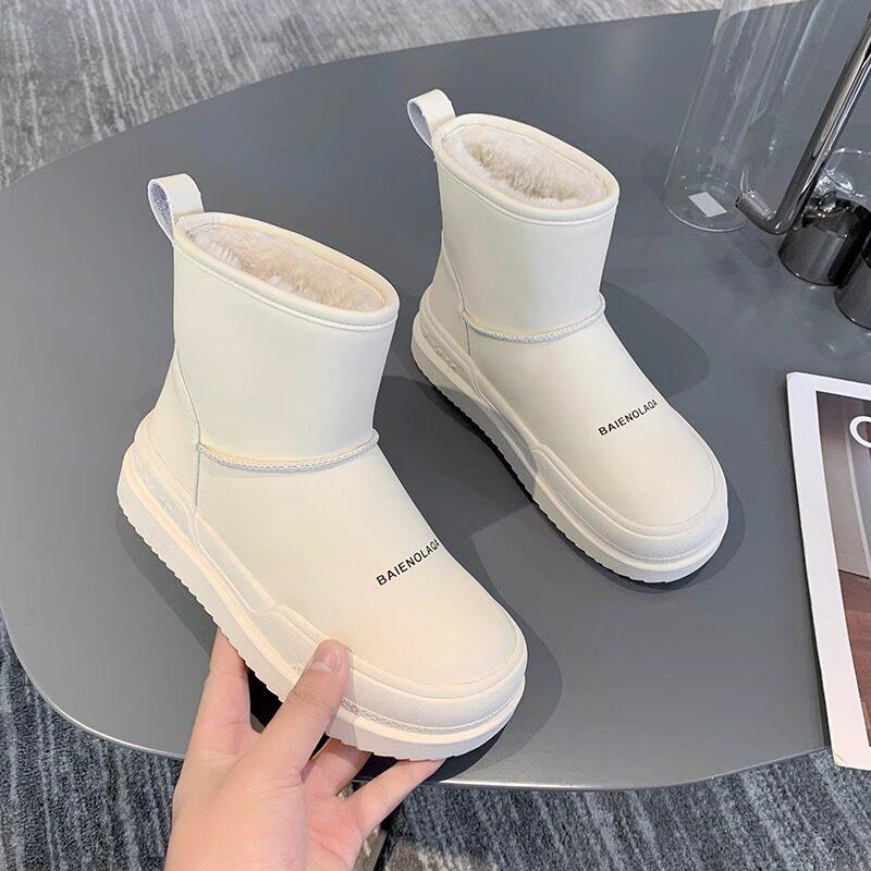 新品厚底白色雪地靴女款2026新款冬季短筒加绒保暖马丁靴防滑面包