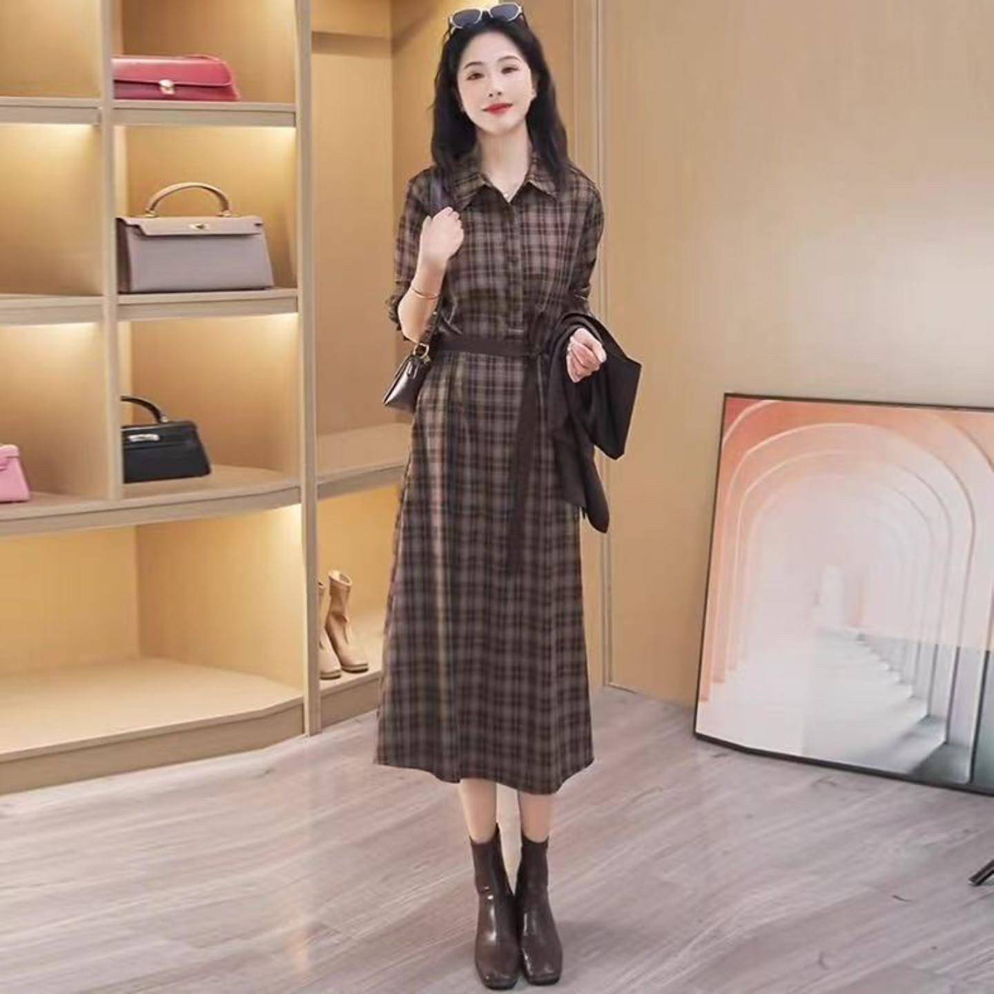 新品时尚套装裙女士秋季新款洋气减龄马甲格子连衣裙时髦中长裙两