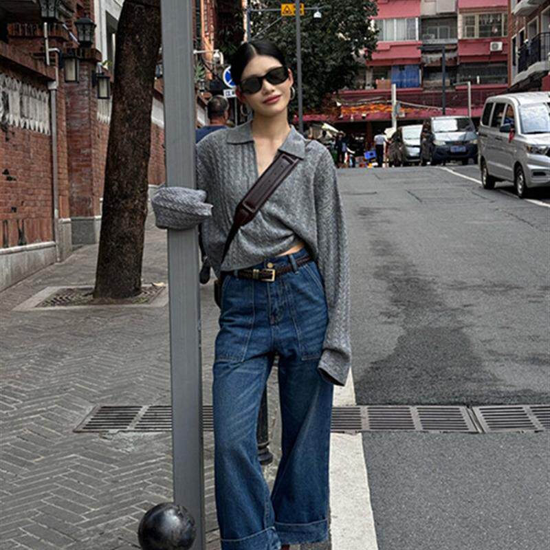 新品慵懒老钱风v领麻花套头针织衫上衣女秋季短款设计感软糯翻领