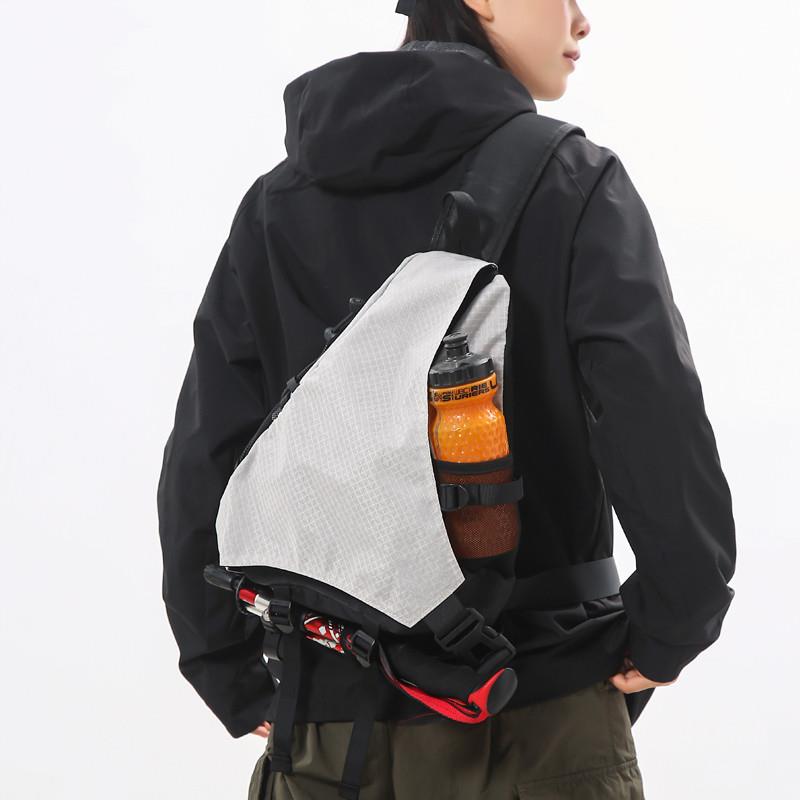 新品2025新款潮牌户外运动