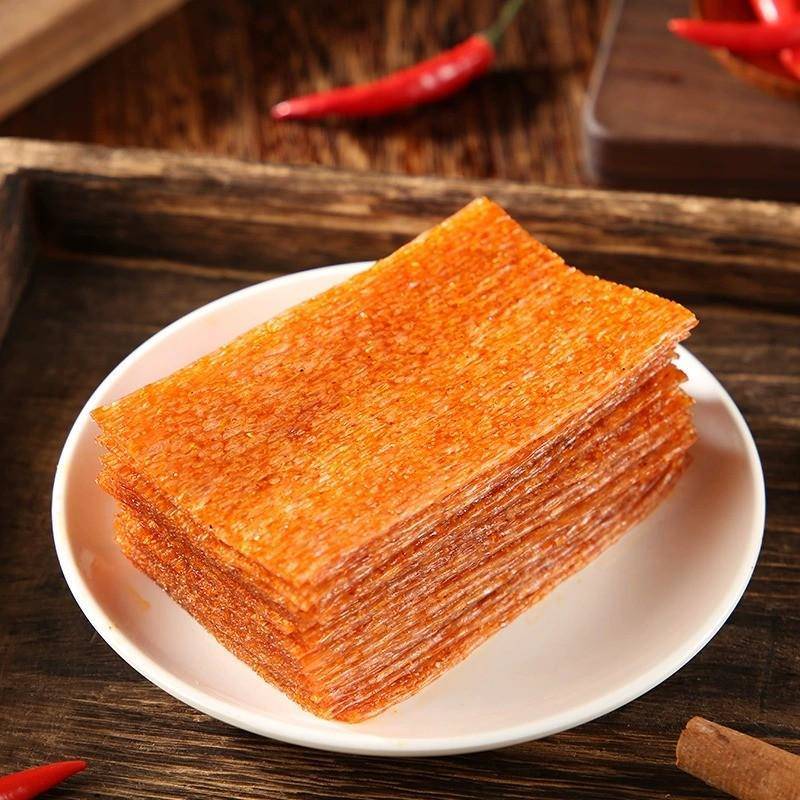 嘴巴香辣片亲嘴片辣条老式香大辣片小零食解馋辣的小吃休闲食品